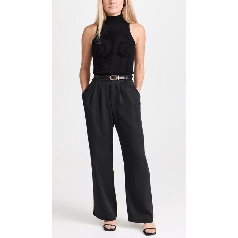 Reformation Pleated Wide leg pants